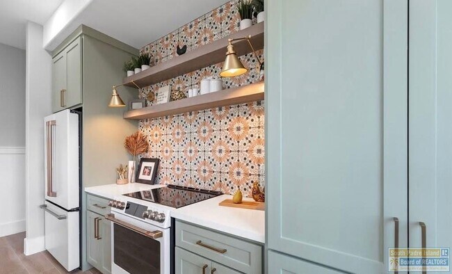 Building Photo - 211A W Mesquite St