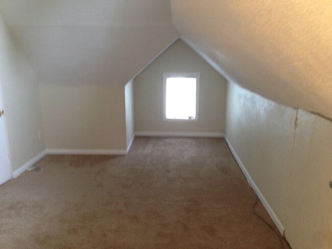 Finished attic - 1613 Fletcher Ave