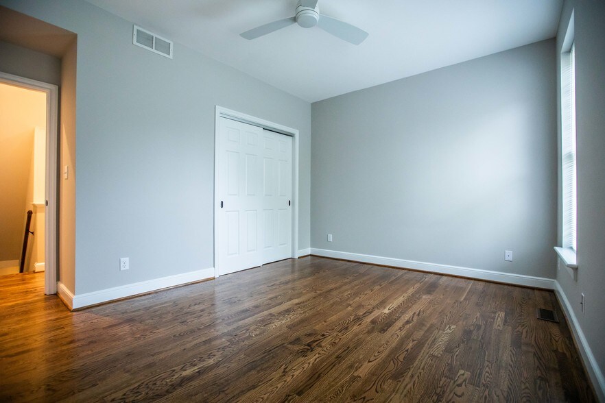 Bedroom 1 - 116 Warren St