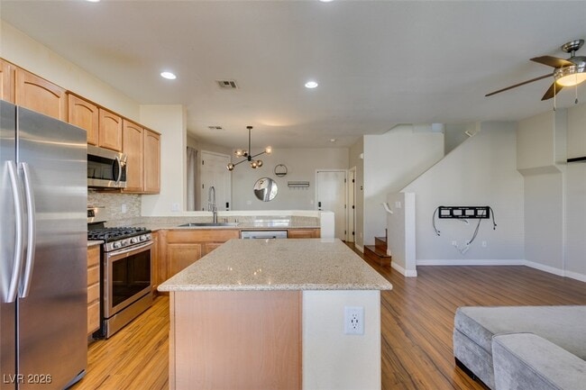 Building Photo - 5410 Coral Ribbon Ave