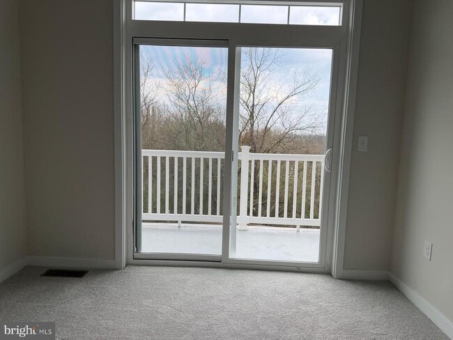 Building Photo - 777 Platinum Dr