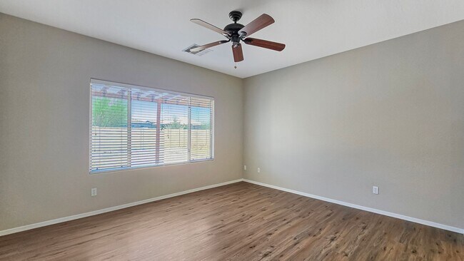Building Photo - Gorgeous Home with Master Bedroom Downstairs!