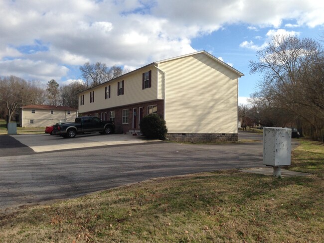 438 15th St NE - 438 15th St NE Cleveland TN 37311 | Apartment Finder