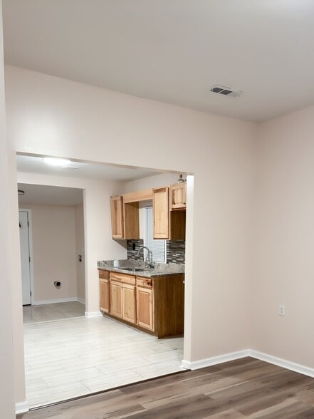 Building Photo - 13417 N Blakely Ln