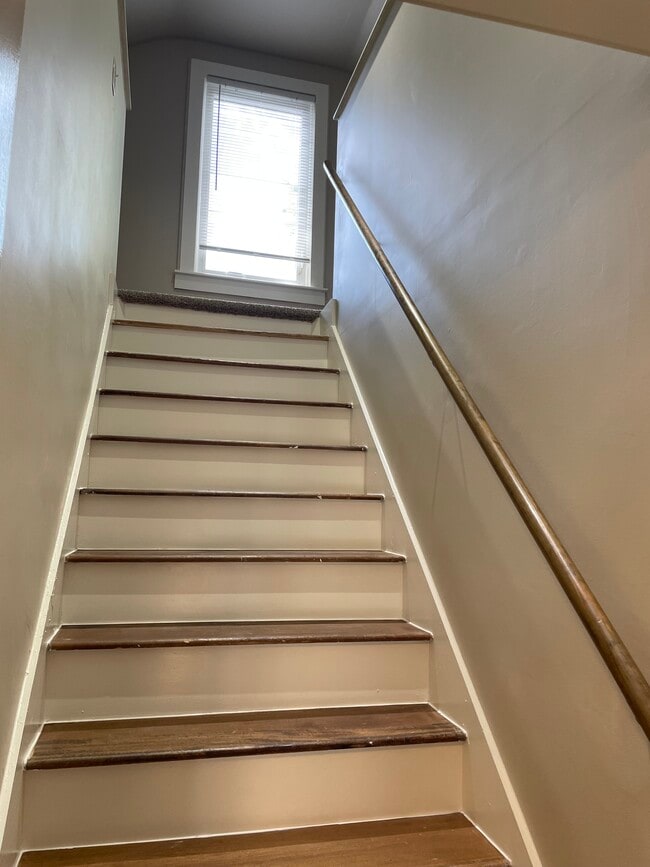 loft - 1010 Fontaine Rd