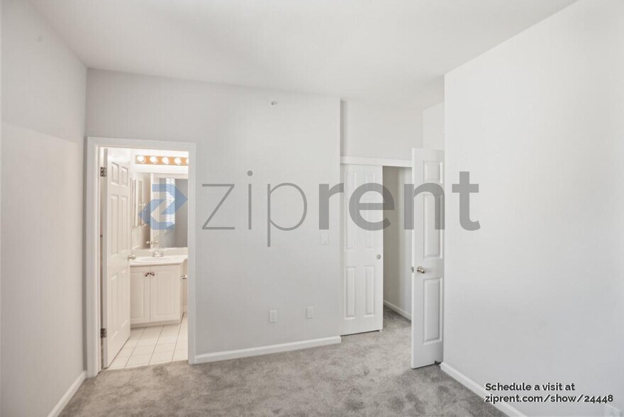 Building Photo - 334 Dunsmuir Terrace