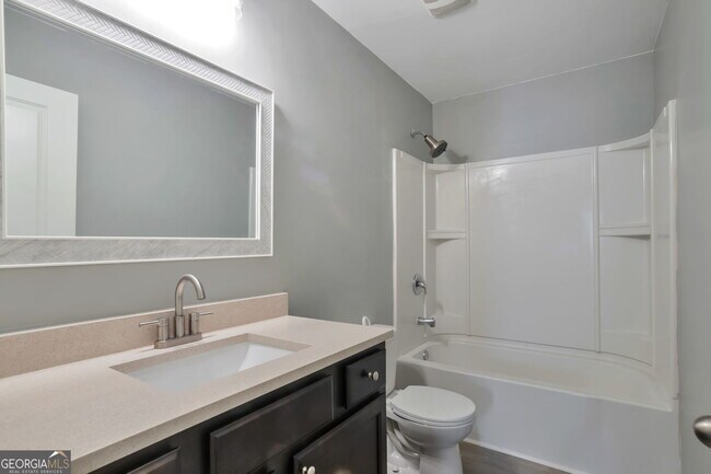 Building Photo - 4098 Clay Ct SE