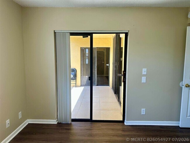 Building Photo - 5701 Riverside Dr