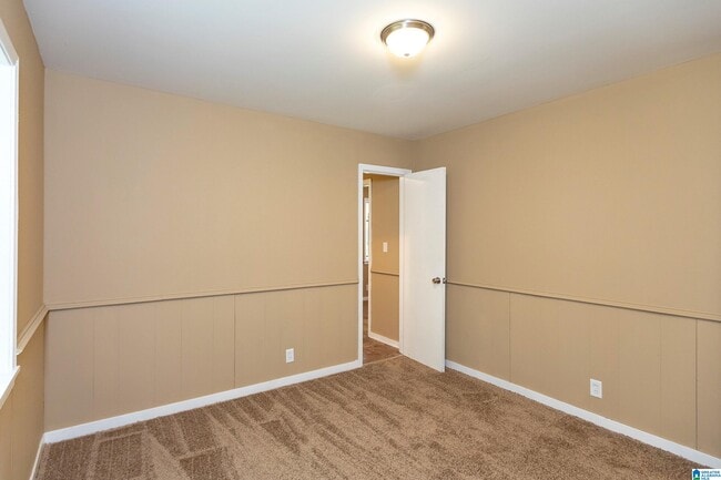 Building Photo - 405 Cheri Ln