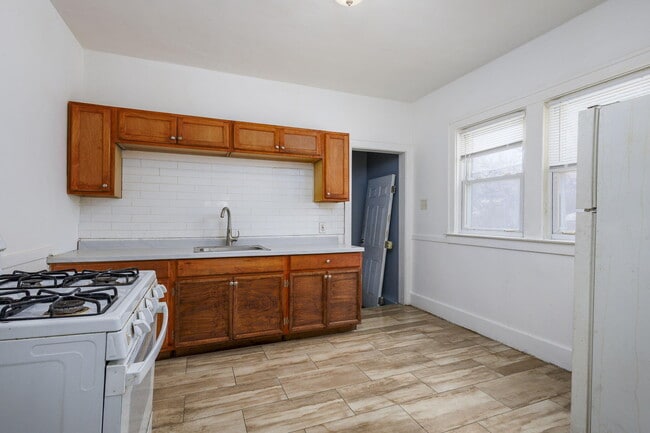 Building Photo - 19572 Alcoy Ave