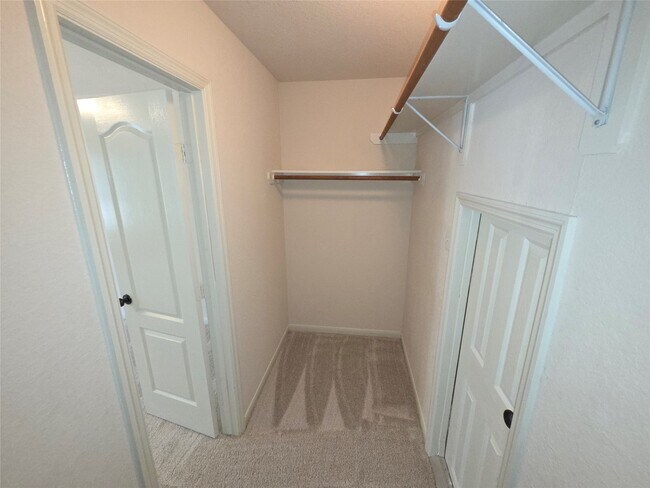 Building Photo - 4411 Wellington Grove Ln