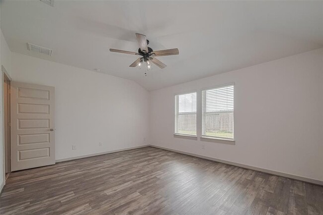 Building Photo - 14519 Sweetwater Dr