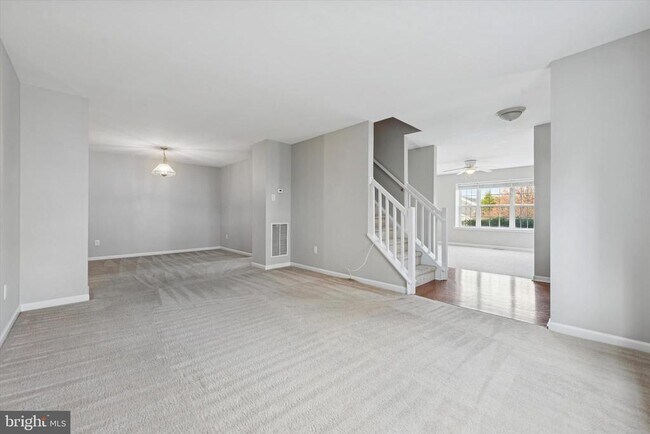 Building Photo - 63 Granite Ln