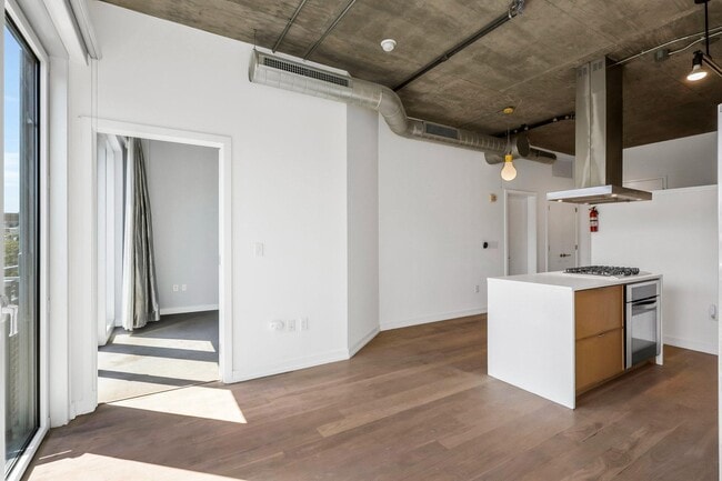 Building Photo - 1515 15th St NW