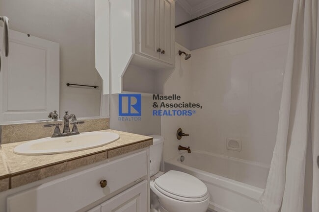 Building Photo - 4 Bed/3 Bath home Ashbrooke Subdivision Madison MS