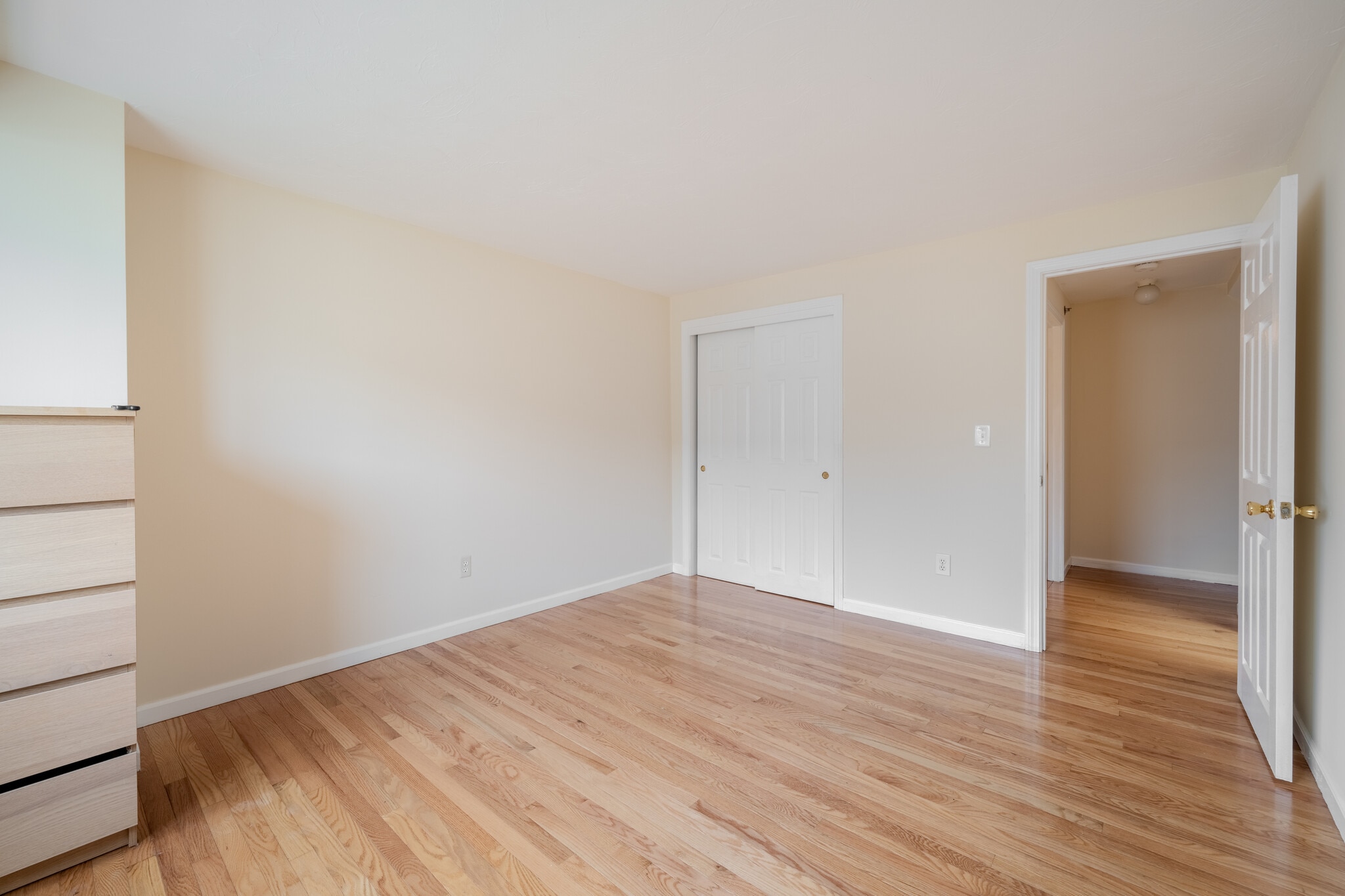 Building Photo - 360 Littleton Rd
