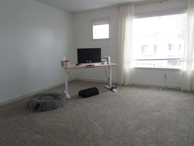 Building Photo - 574 Ruby Peak Avenue