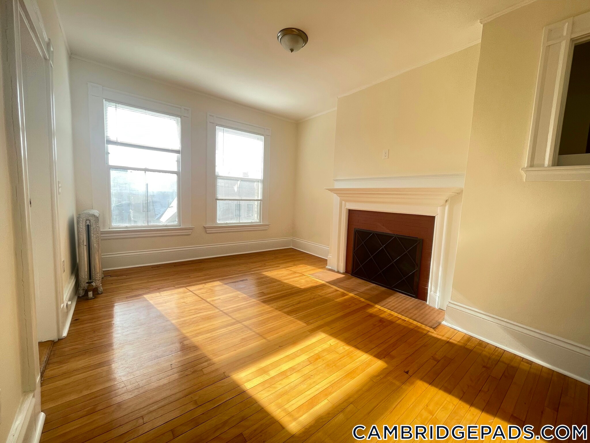 Building Photo - 2 Ware St