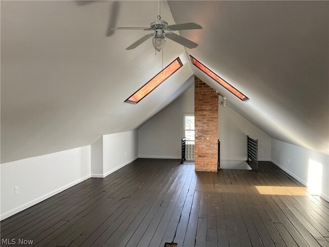 Building Photo - 3780 W 129th St