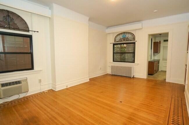 Living Room - The Mirabella