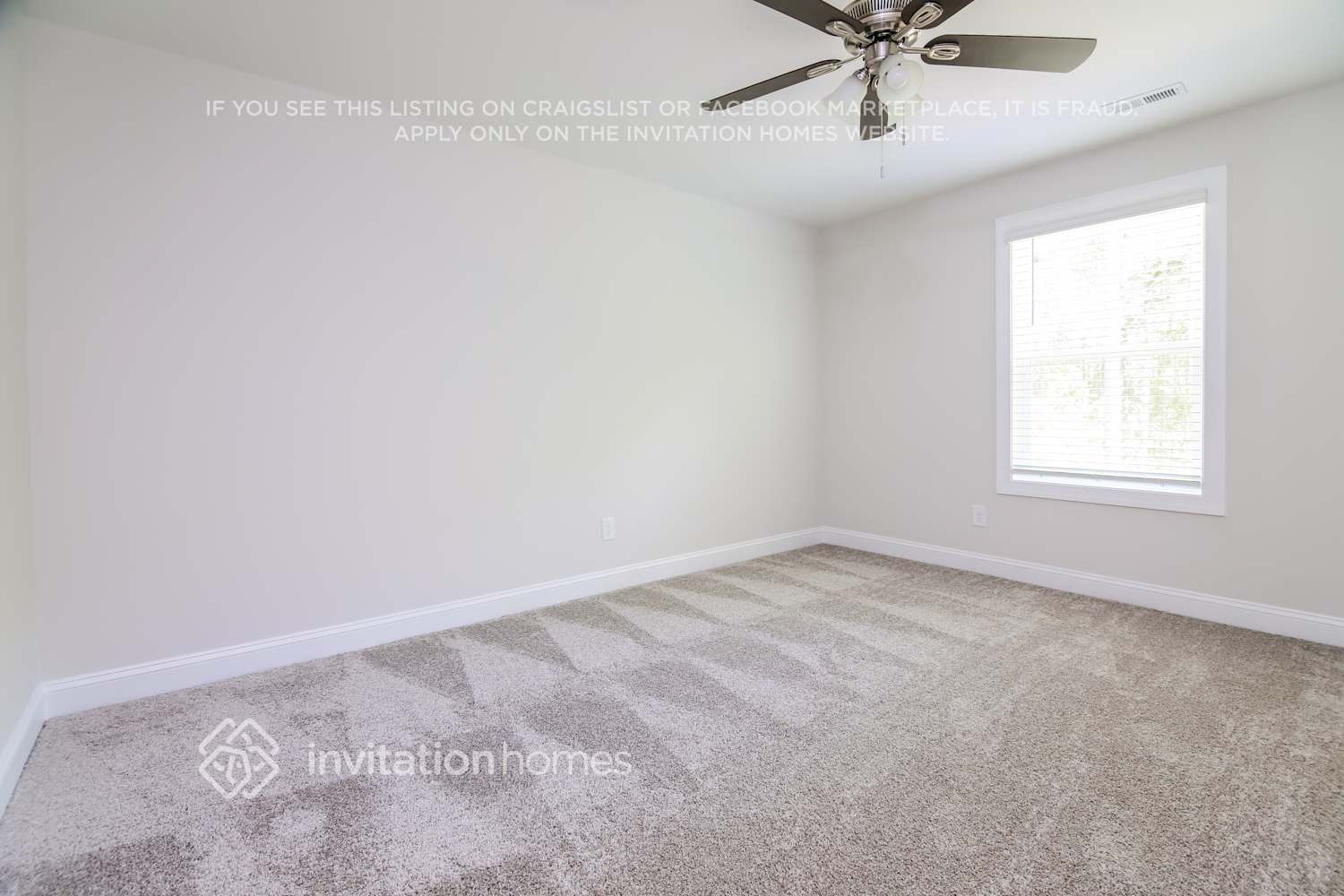 Building Photo - 501 Azalea Gaze Dr