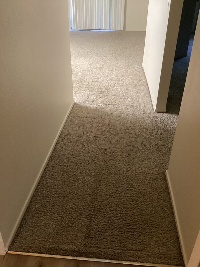 Building Photo - ONLY $1,350.00 PER MONTH - DON'T MISS OUT ON THIS CUTE GROUND FLOOR -2 BEDROOM/1BATH CONDO IN GAT...