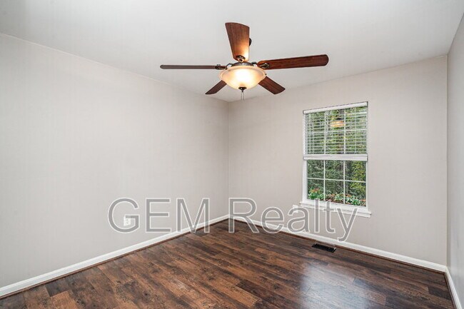 Building Photo - 11609 Silverleaf Ln