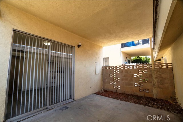 Building Photo - 534 Roosevelt Rd
