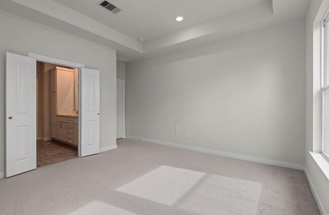 Building Photo - 3640 Standing Rock Dr