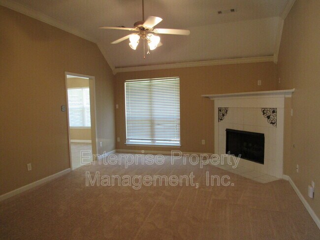 Building Photo - 9480 Grove Rd