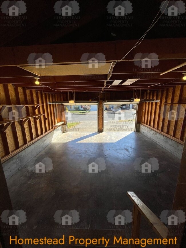 Building Photo - Celebrate the new year with 1/2 off one months rent!