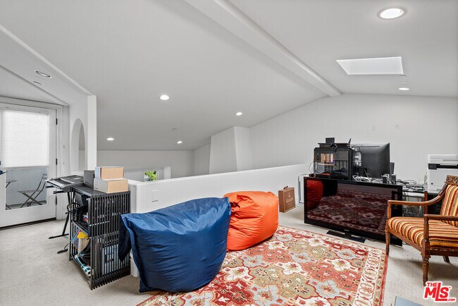 Building Photo - 1619 Artesia Blvd