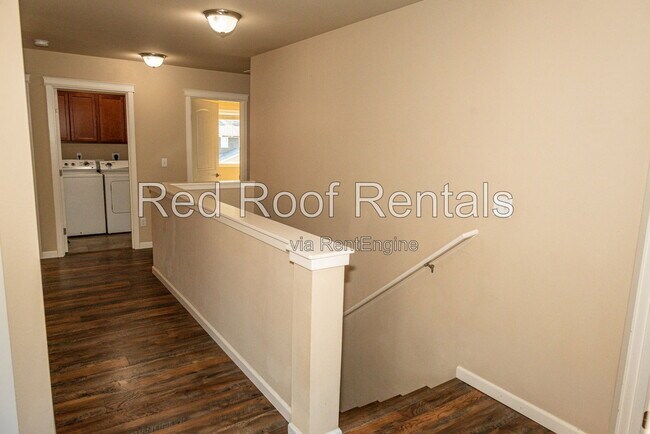 Building Photo - 1441 Farina Lp SE