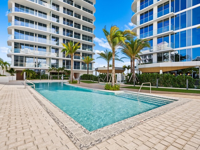 Building Photo - 153 N Seabreeze Blvd