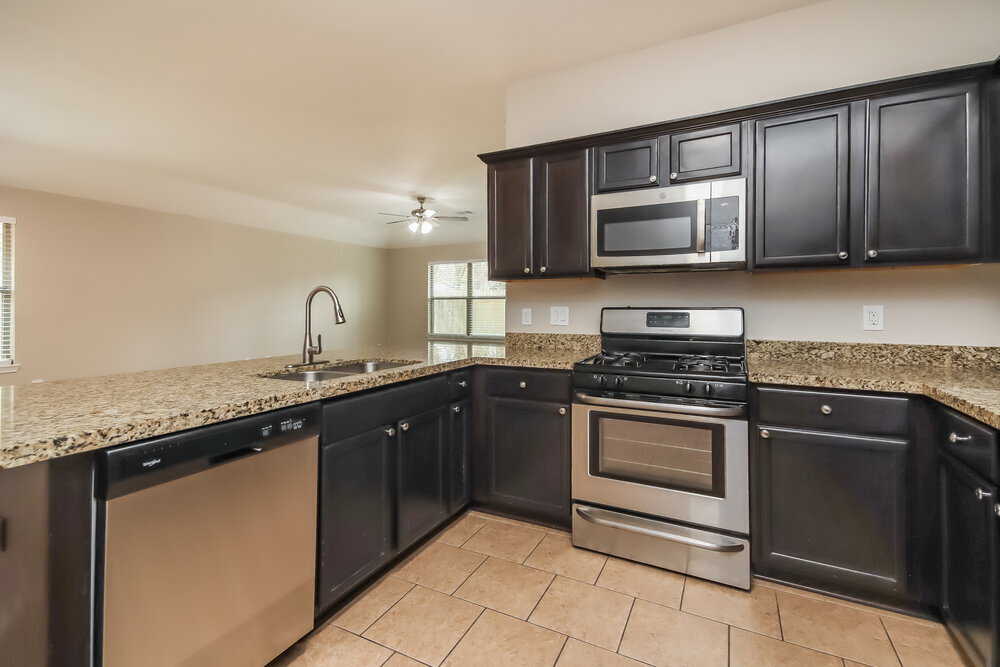 Building Photo - 19190 Shire Horse Blvd