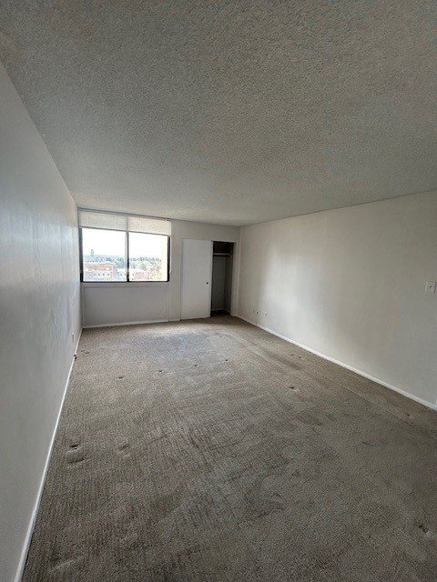 Building Photo - 123 E 2nd Ave