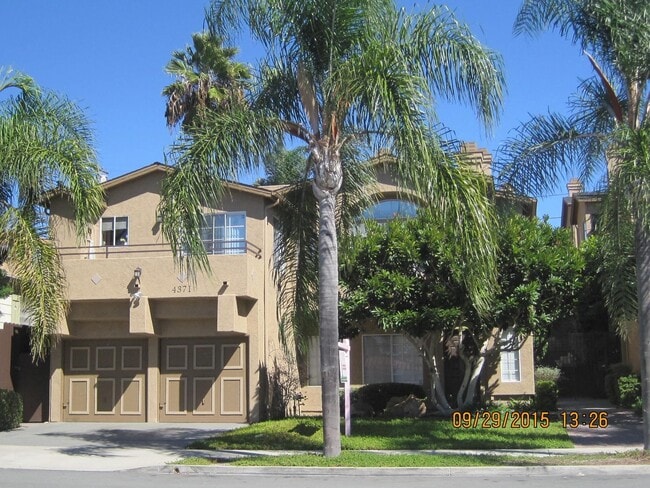 Building Photo - Updated 2 Bed, 2 Bath 2-Story Condo with Garage