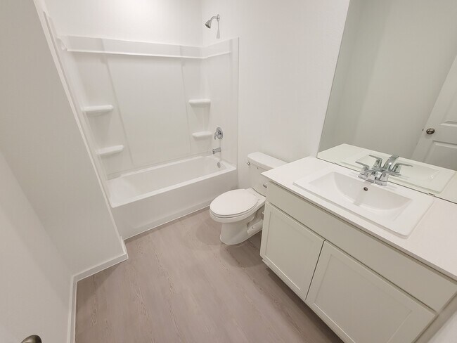 Building Photo - 15675 Plum Brk Dr