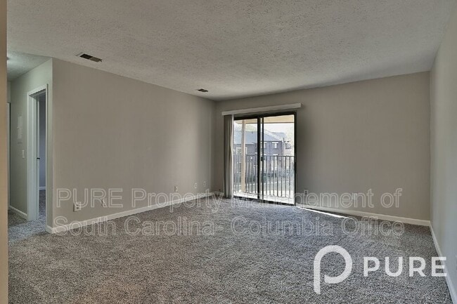 Building Photo - 1323 Old Manor Rd