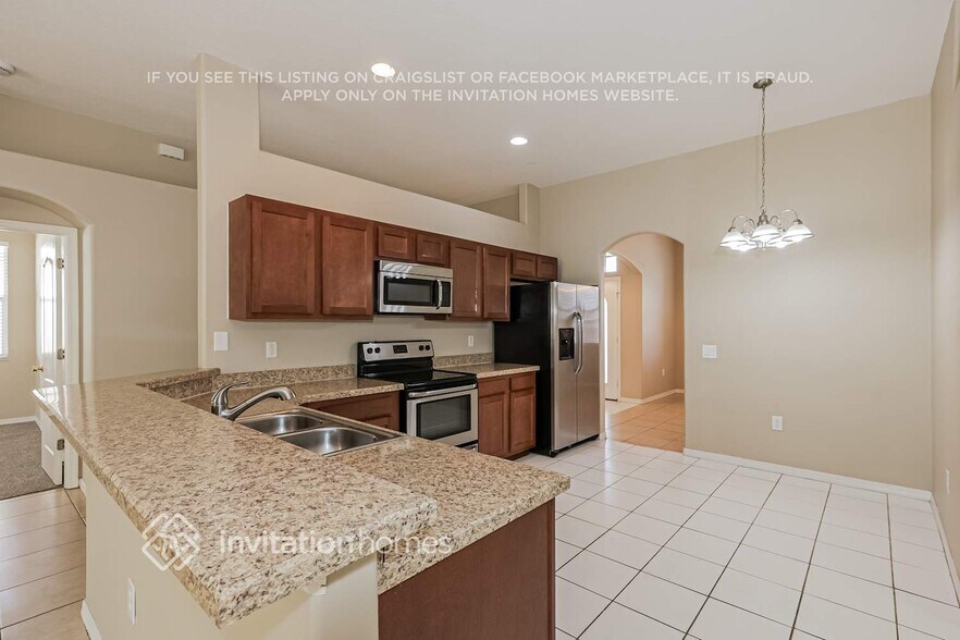 Building Photo - 25150 Conestoga Dr