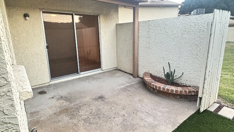 Building Photo - 13327 N 26th Ave