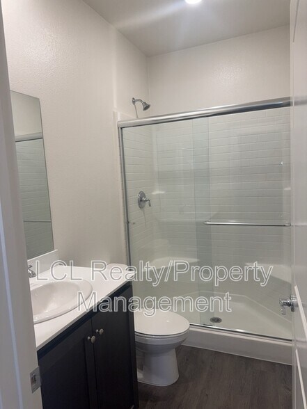 Building Photo - 26808 Baneberry Ct