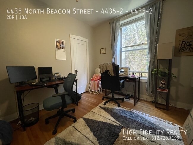 Building Photo - 4435 N Beacon St