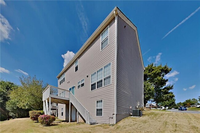 Building Photo - 3531 Chasefield Way