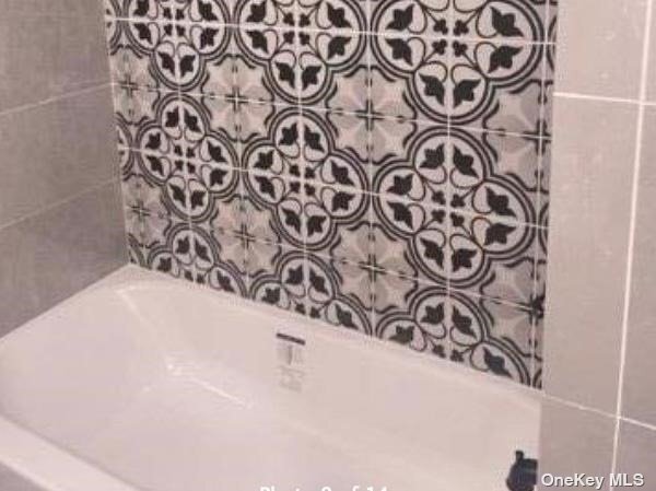 Building Photo - 3 Caroline St