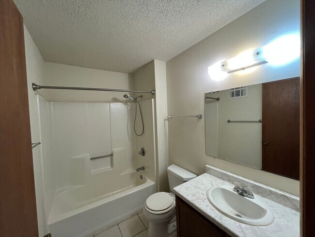 Building Photo - 149515-149515 Wineberry Ln