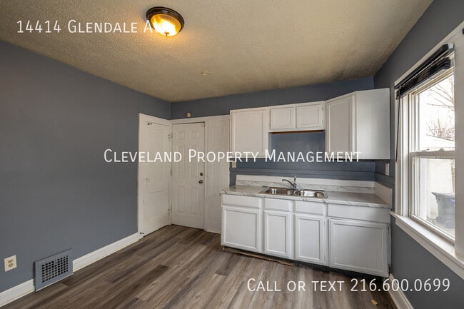 Building Photo - 14414 Glendale Ave