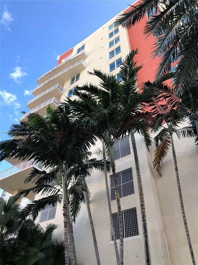 Building Photo - 2275 Biscayne Blvd Blvd