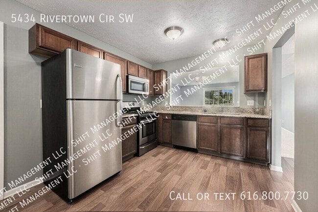 Building Photo - 5434 Rivertown Cir SW