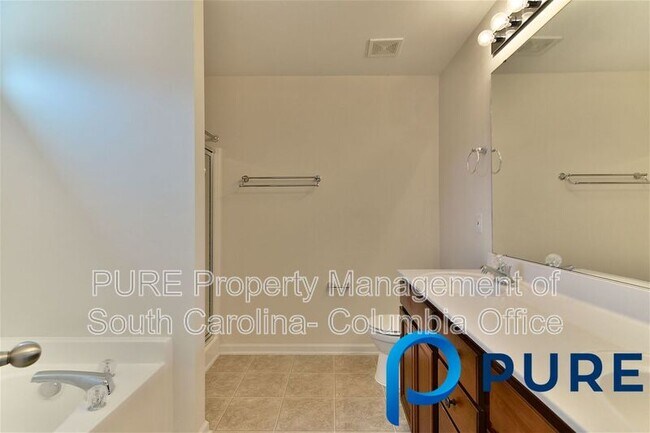 Building Photo - 133 Farrow Pointe Lane